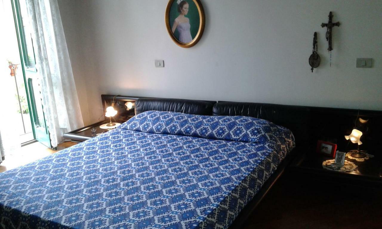 In Via Roma Bed & Breakfast ซาแลร์โน ภายนอก รูปภาพ