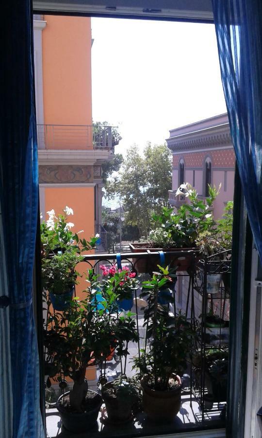 In Via Roma Bed & Breakfast ซาแลร์โน ภายนอก รูปภาพ