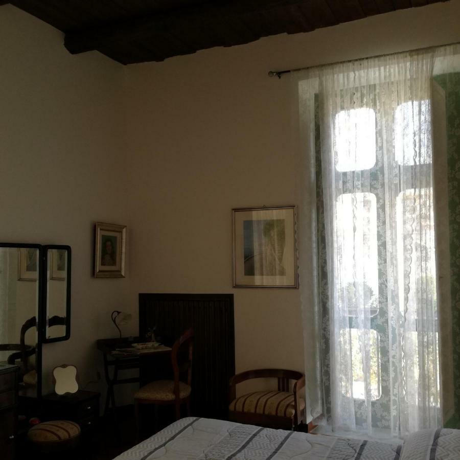 In Via Roma Bed & Breakfast ซาแลร์โน ภายนอก รูปภาพ